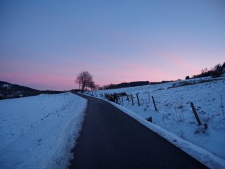 Blaue Stunde  zwischen Willingen und Stryck : Export für Edelweiß, Willingen, xWillingen, xWinter